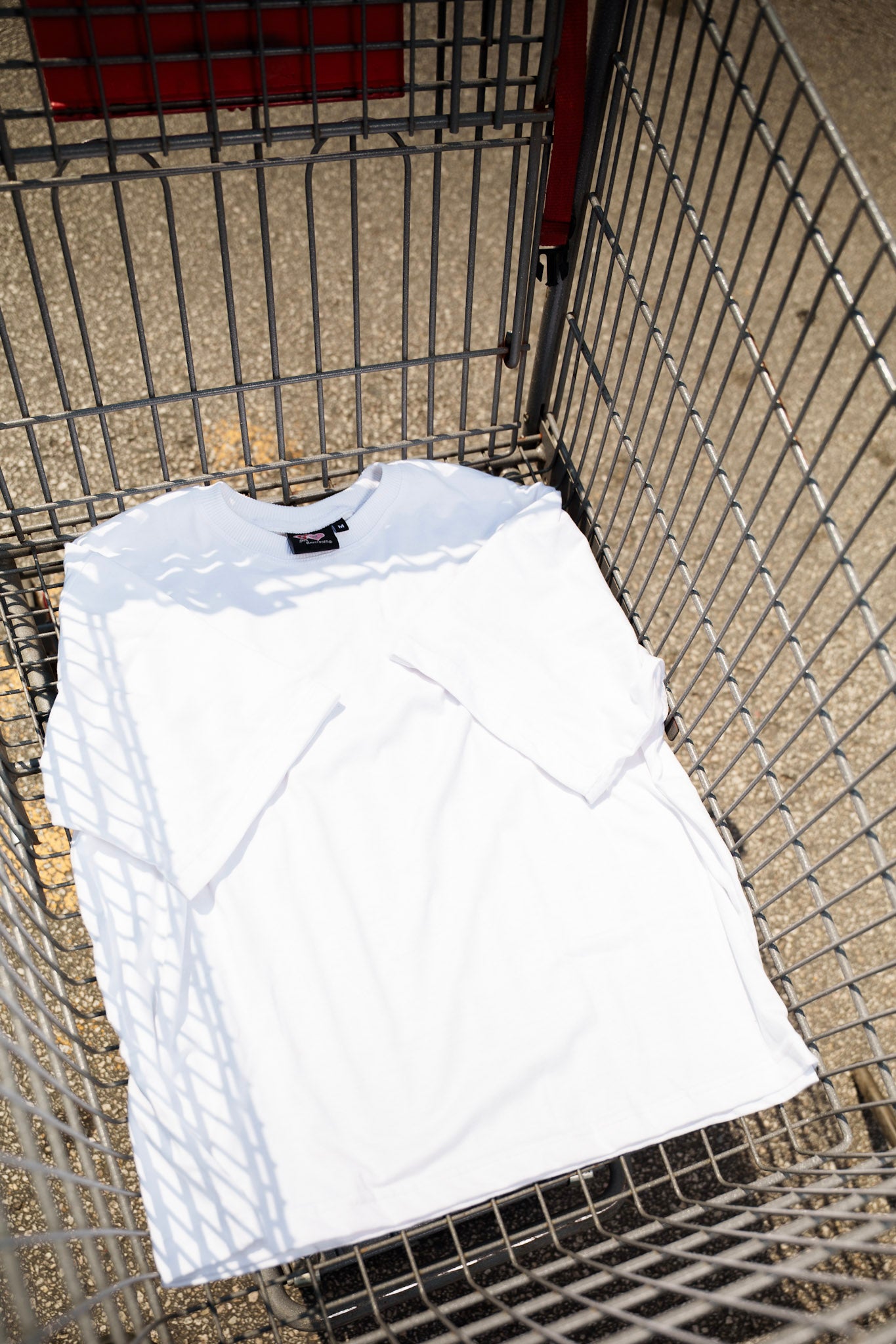 White tee